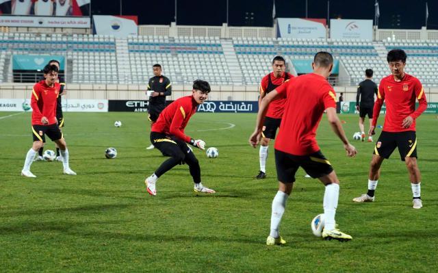 Kaiyun中国官网-为中国足球脸面而战 避免再败李霄鹏或排新阵